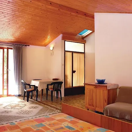 Apartment In With Wifi *